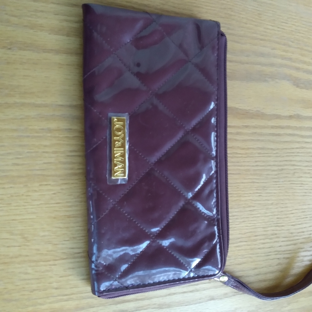 Joy&Iman Burgundy Wristlet